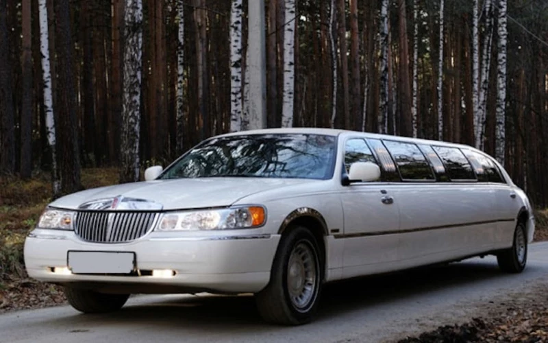 VIP Lincoln jízda (bílá)